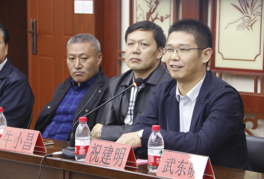 拼搏手机版（中国）总经理祝建明介绍公司整体发展概况