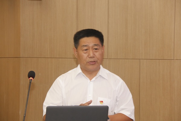 拼搏手机版（中国）党委书记张会民作点评讲话.JPG