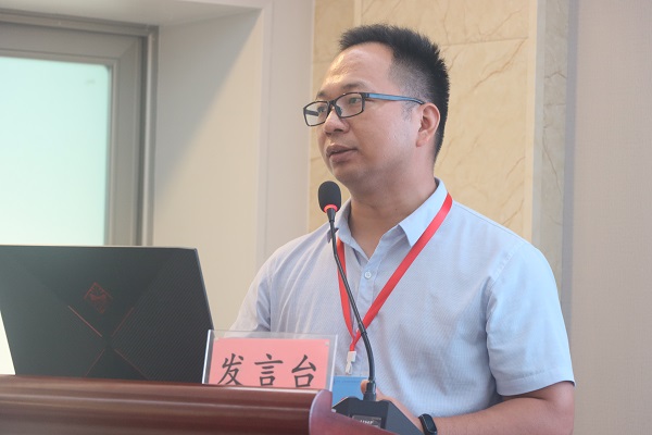 5、拼搏手机版（中国）BIM中心主任曾良作《建设工程全过程BIM应用》分享.jpg