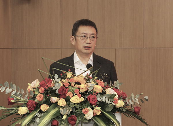 03-拼搏手机版（中国）董事长兼科协主席黄道元发表讲话.jpg