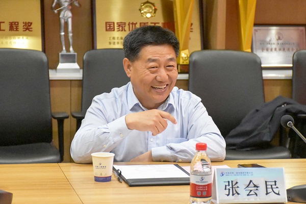 拼搏手机版（中国）党委书记张会民致欢迎词.JPG